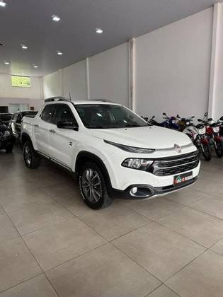 FIAT TORO 2.0 16V TURBO DIESEL VOLCANO 4WD AT9 FIAT TORO 2.0 16V TURBO DIESEL VOLCANO 4WD AT9